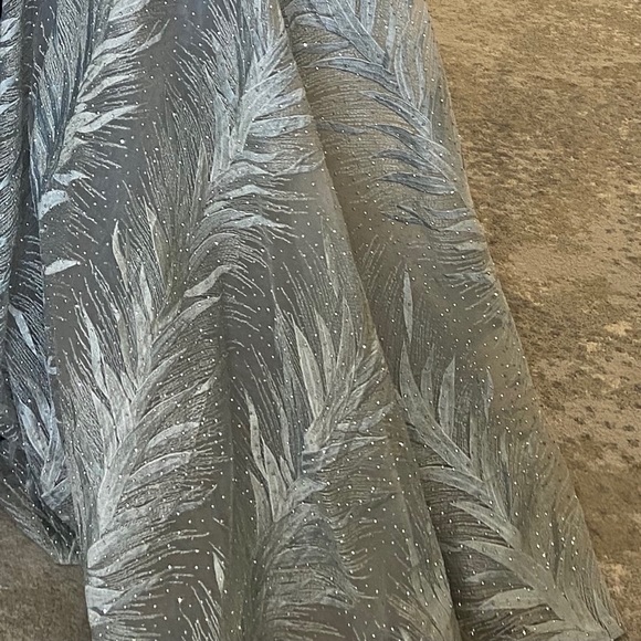 LARA Long Sleeve Gown - Picture 11 of 11